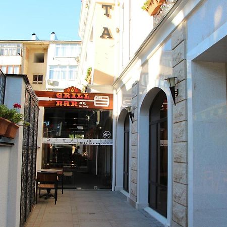 Leon Boutique Hotel 수쿰 외부 사진