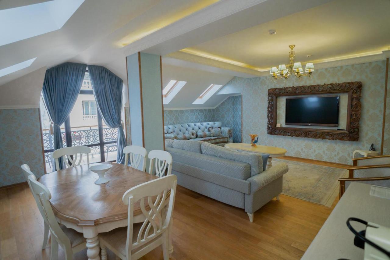 Leon Boutique Hotel 수쿰 외부 사진