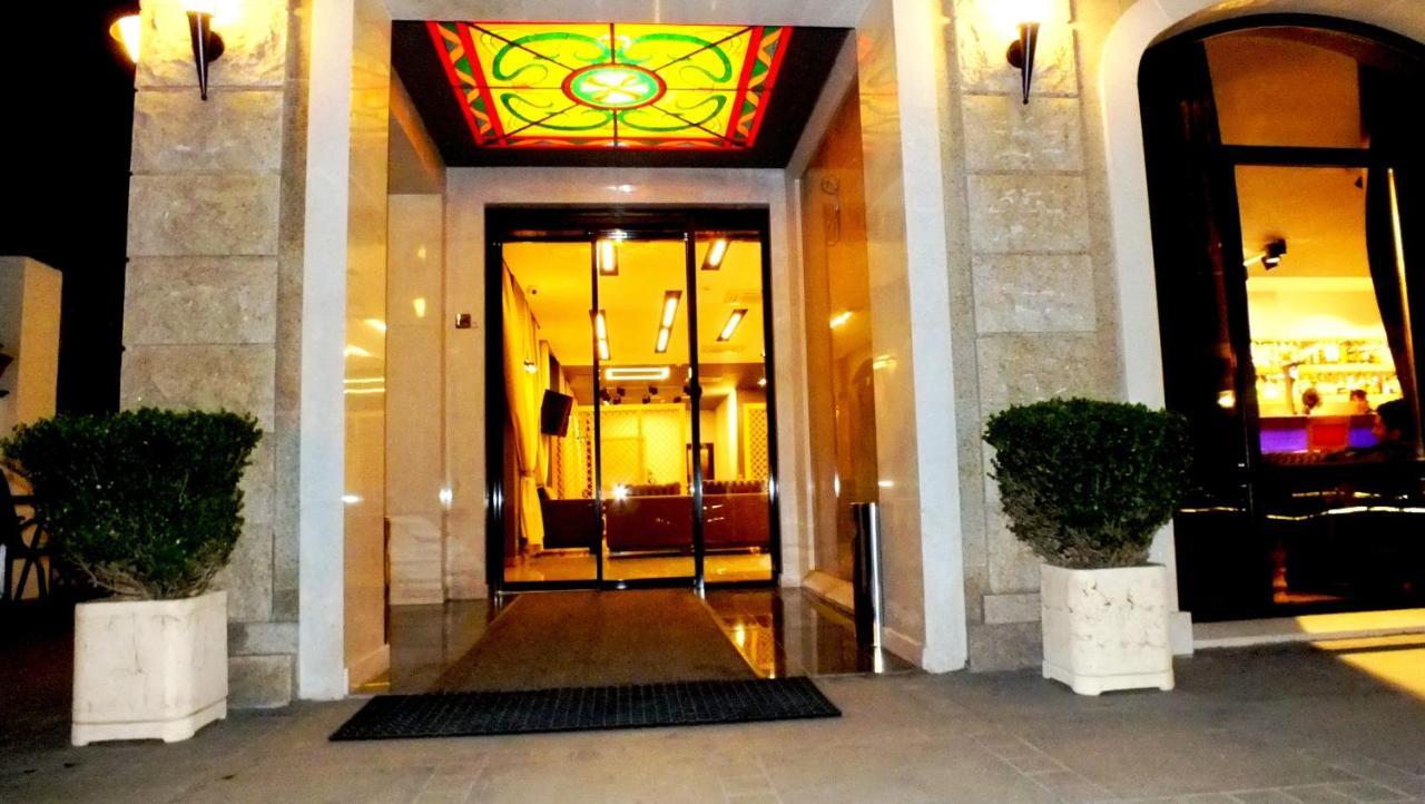 Leon Boutique Hotel 수쿰 외부 사진