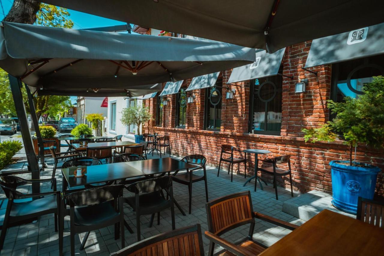 Leon Boutique Hotel 수쿰 외부 사진