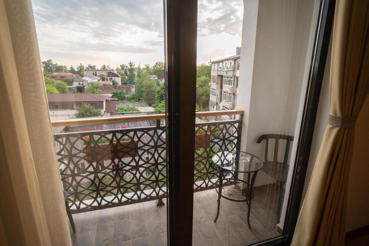Leon Boutique Hotel 수쿰 외부 사진