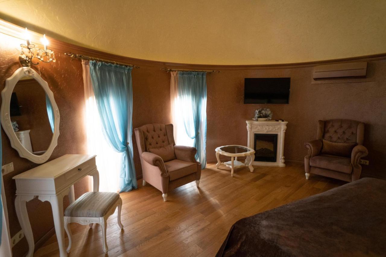 Leon Boutique Hotel 수쿰 외부 사진
