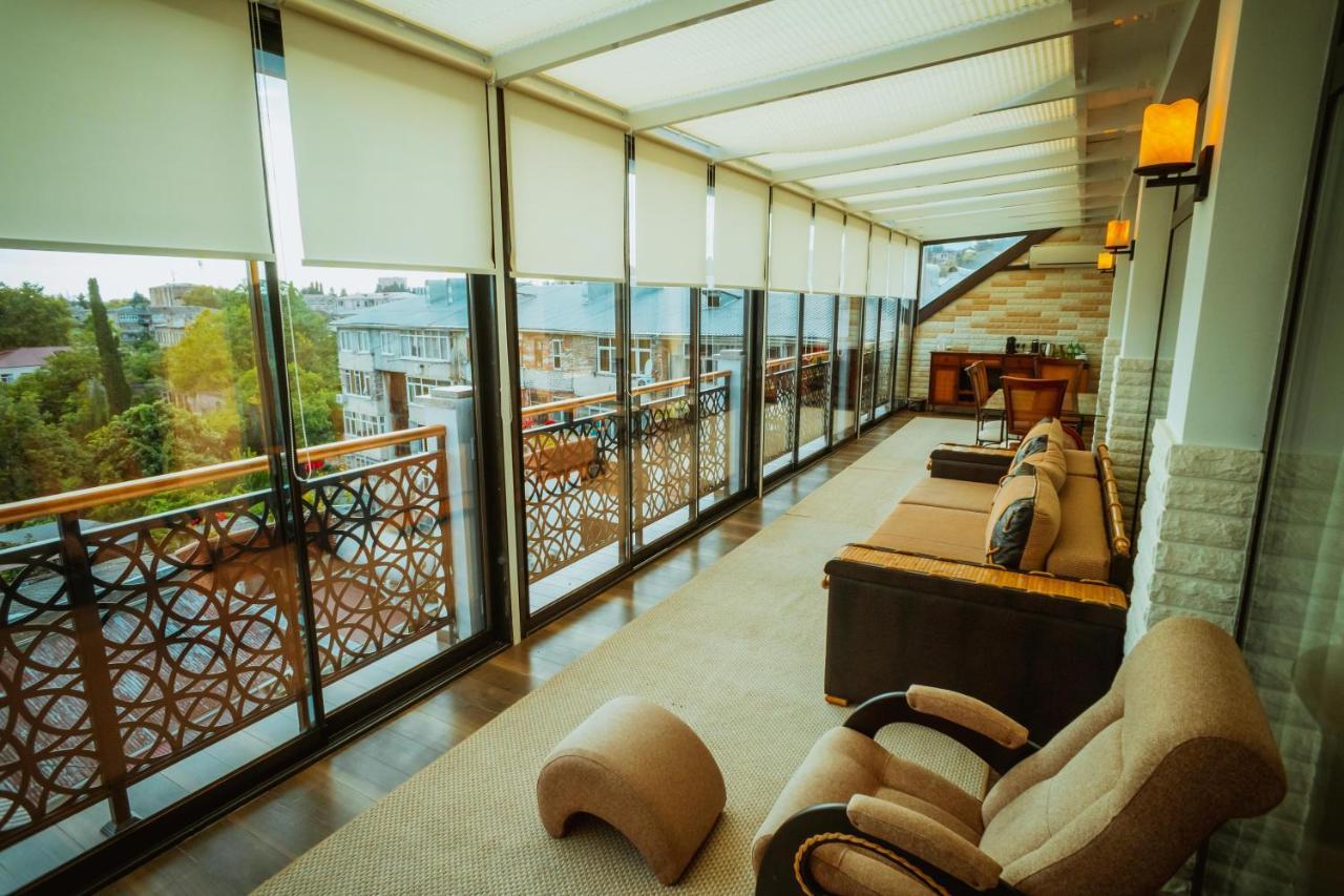 Leon Boutique Hotel 수쿰 외부 사진