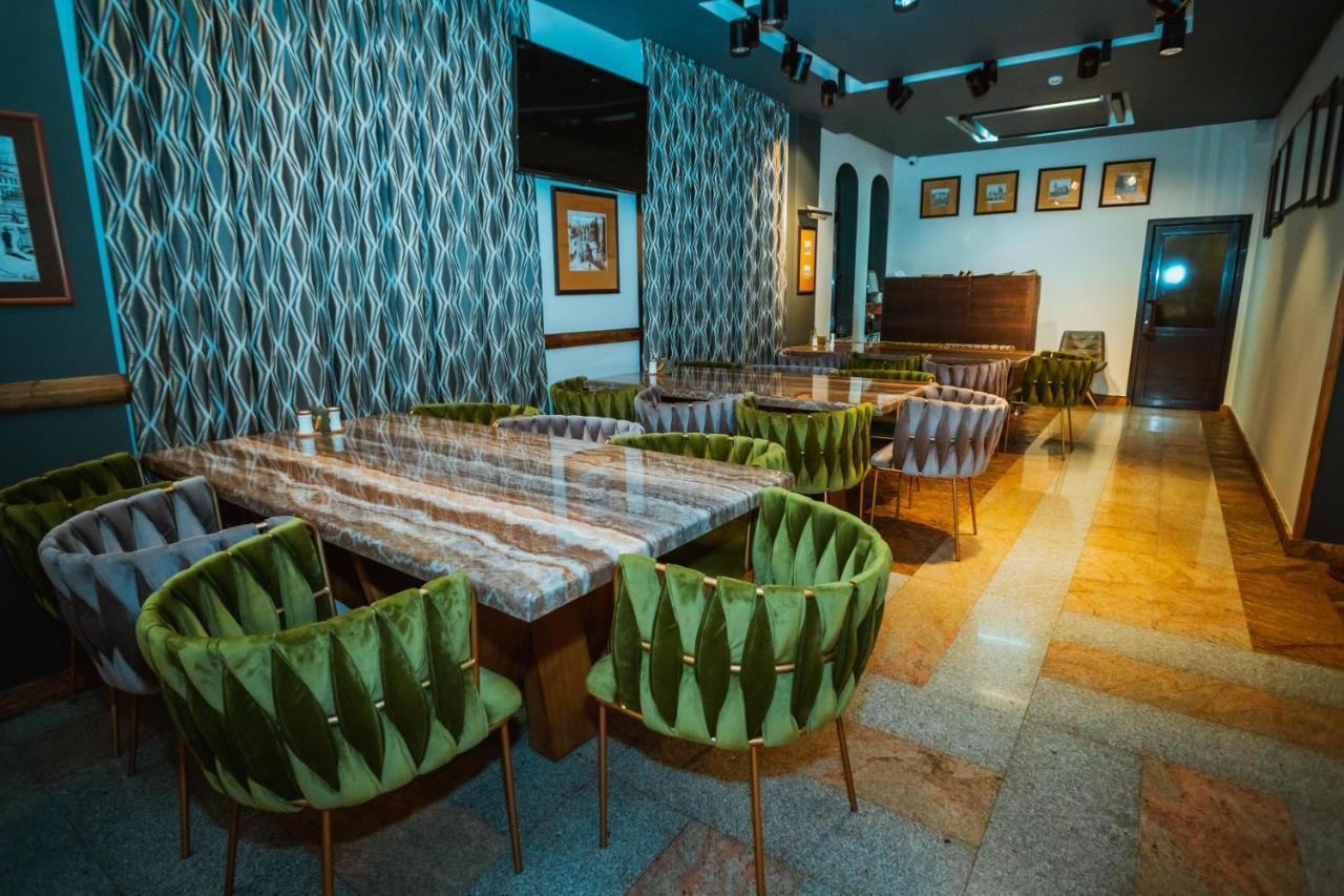 Leon Boutique Hotel 수쿰 외부 사진