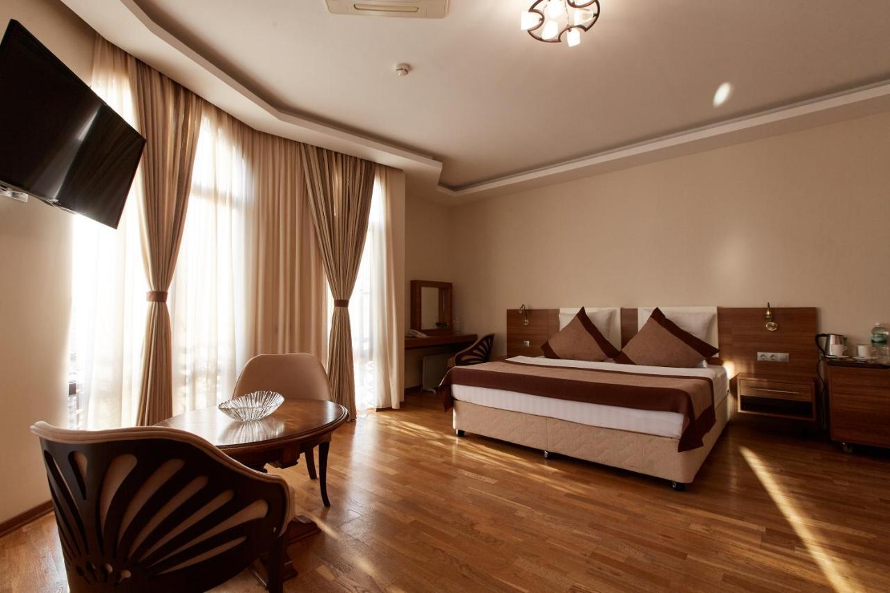 Leon Boutique Hotel 수쿰 외부 사진
