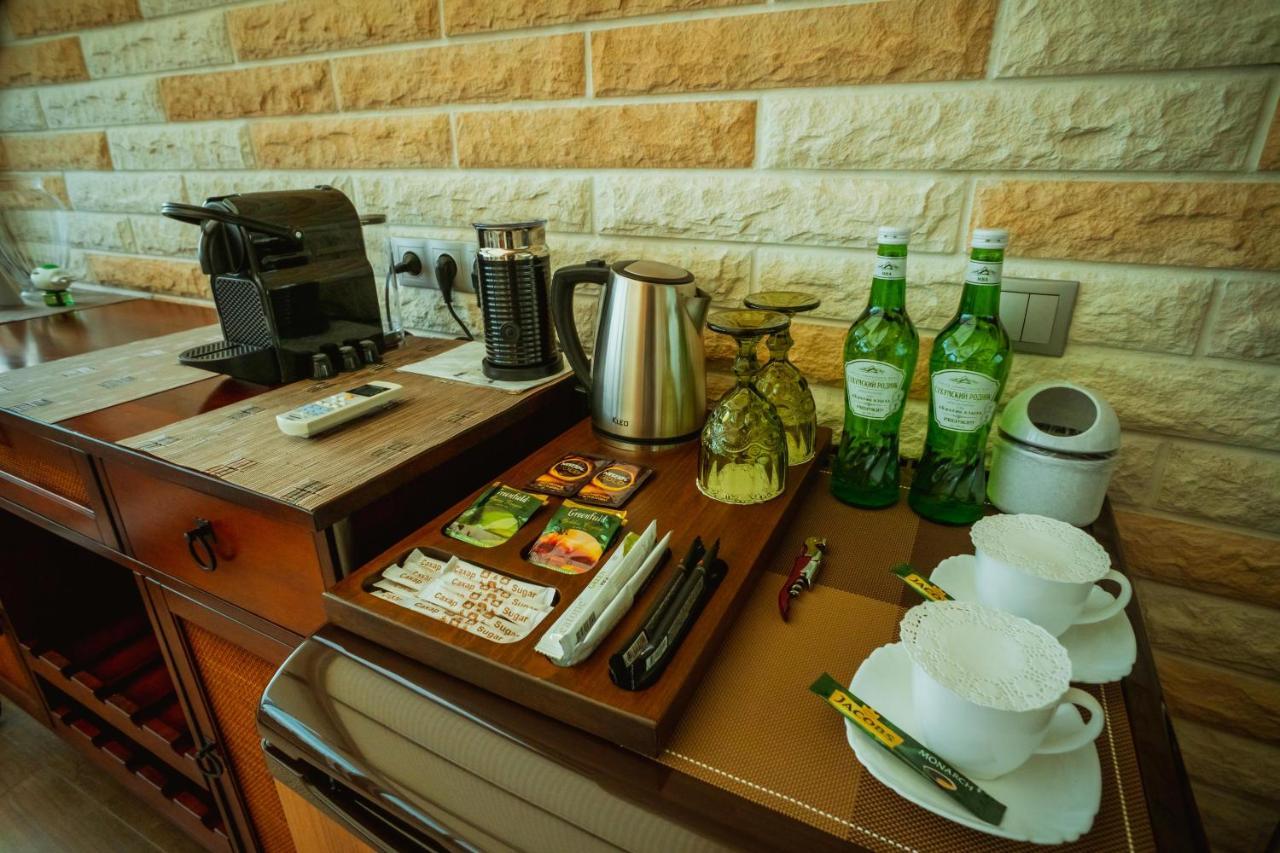 Leon Boutique Hotel 수쿰 외부 사진