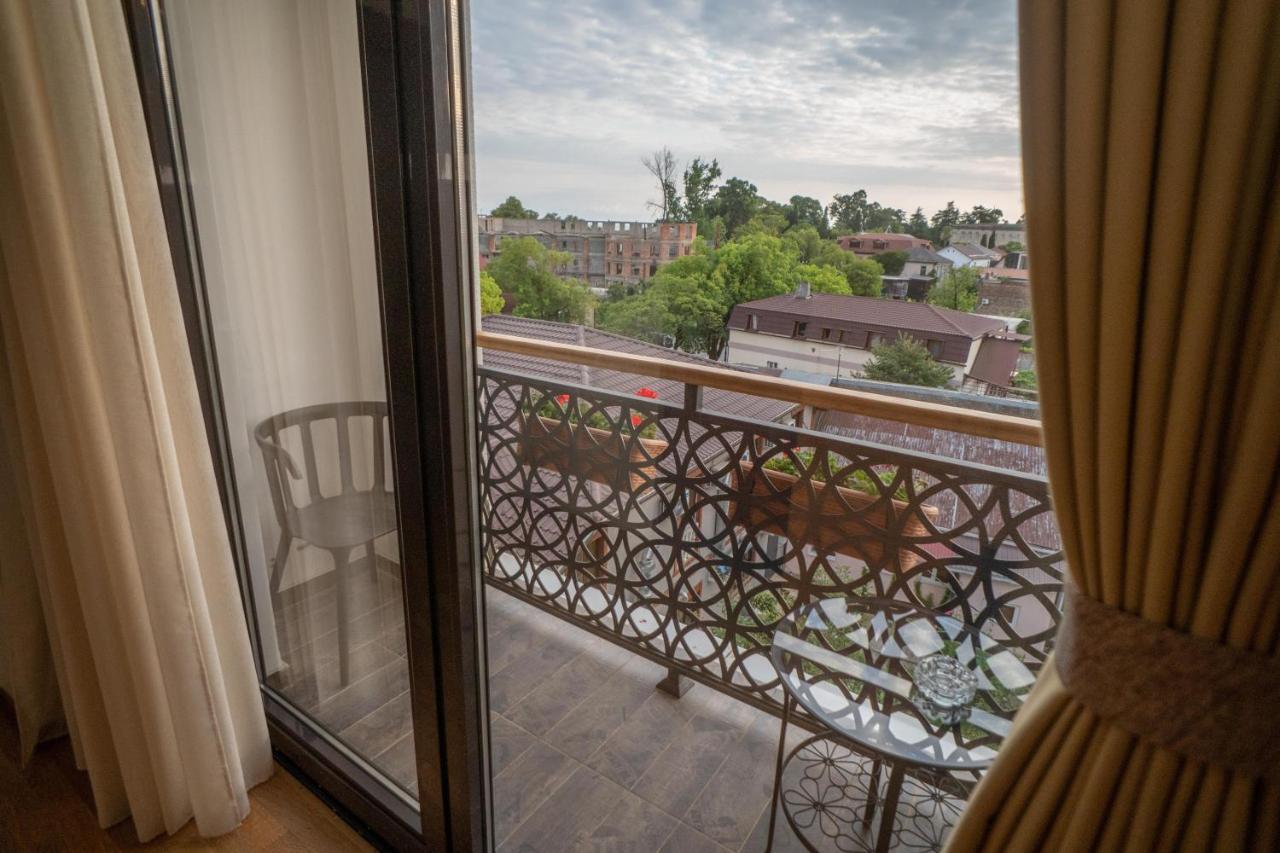 Leon Boutique Hotel 수쿰 외부 사진